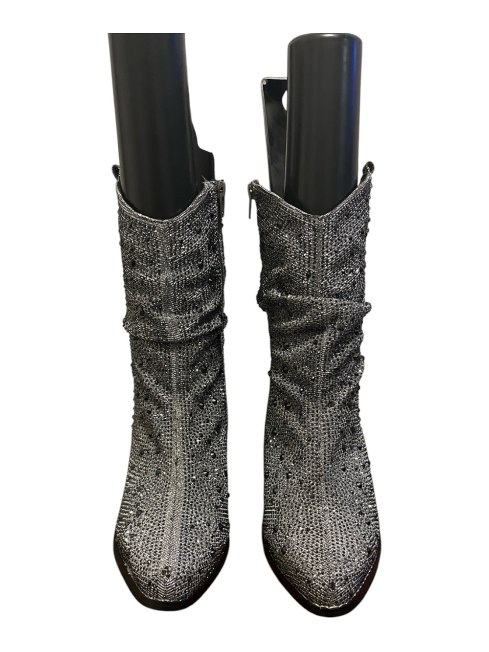 NWOB Rhinestone Gray Knit Ankle Boots with Pointed Toe pullon with side sz10W